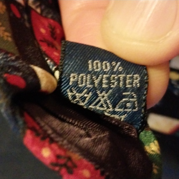 Mickey Unlimited Christmas Holiday Tie Carolers Donald Duck Goofy Disney - Picture 3 of 5